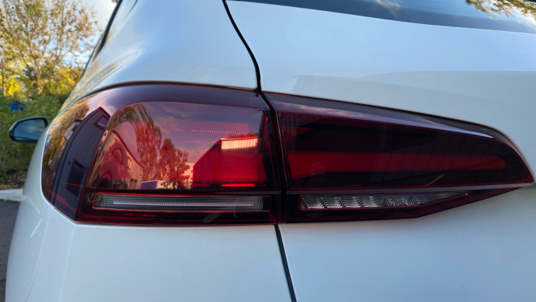 BMW 2 Series 220i MHT Sport 5dr DCT Petrol Hatchback